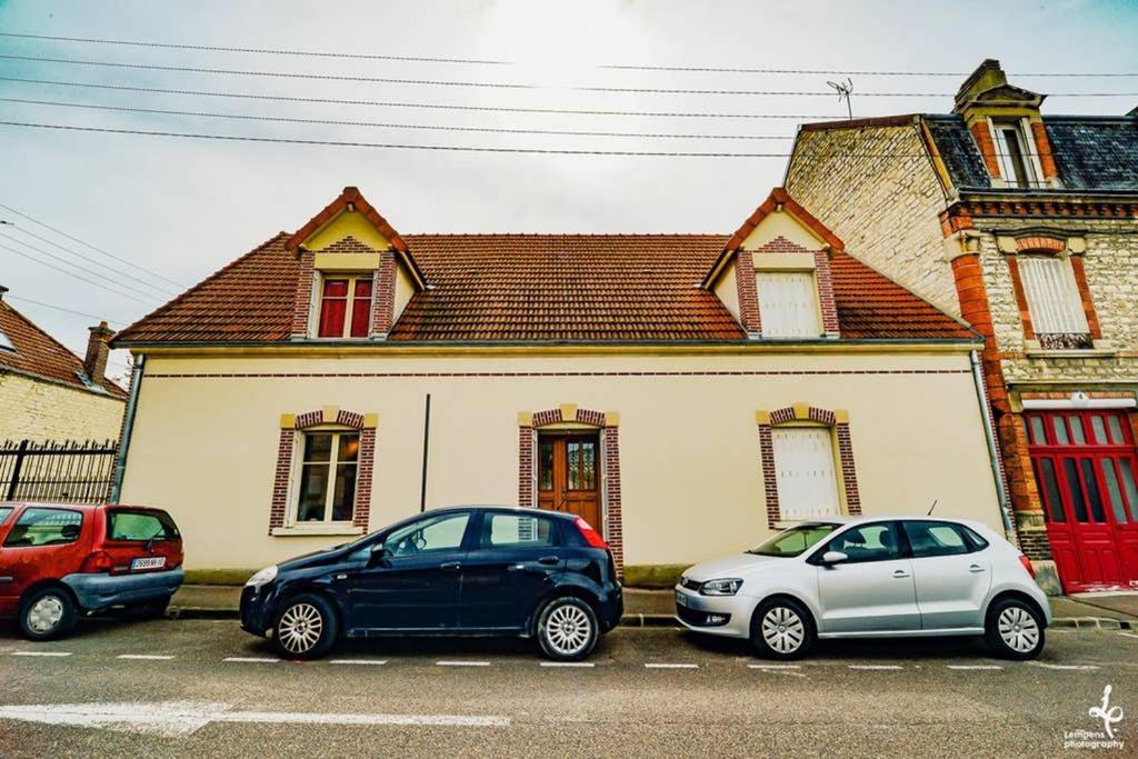 Maison Piscine Interieure Et Garage Troyes Eksteriør bilde
