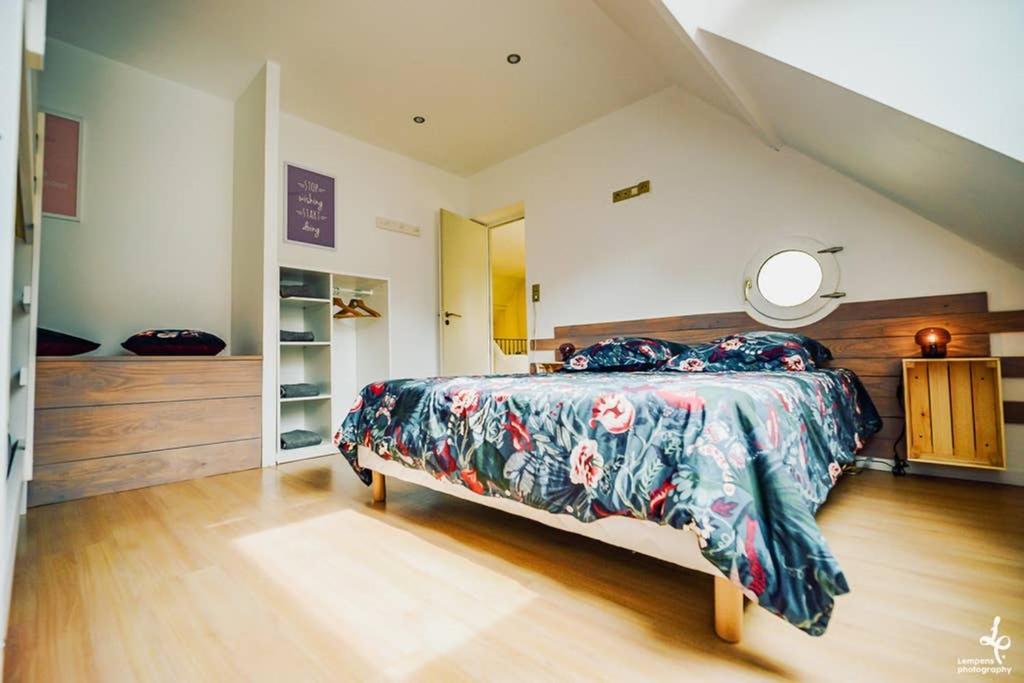 Maison Piscine Interieure Et Garage Troyes Eksteriør bilde