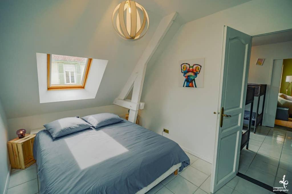 Maison Piscine Interieure Et Garage Troyes Eksteriør bilde